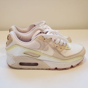 Nike Air Max 90 cream and light pink details, hardly worn. Great condition.